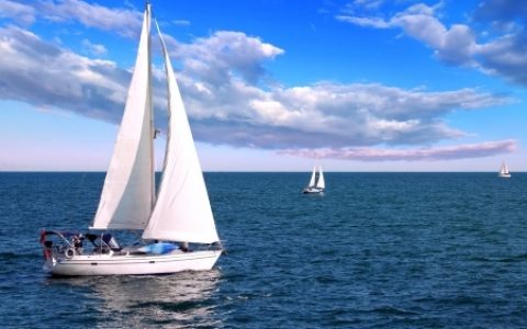 股票满仓为什么不能卖？