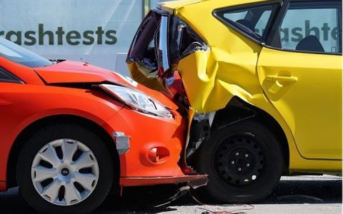 车出险了第二年保险涨多少，汽车出过一次险第二年保费多少