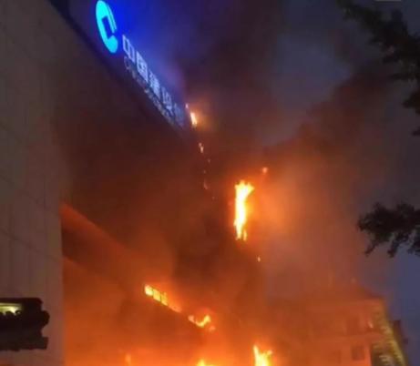 银行押运车每天为什么要运钱？-1