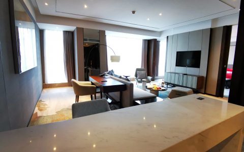 万豪白金卡权益内容，万豪白金卡详细待遇2022