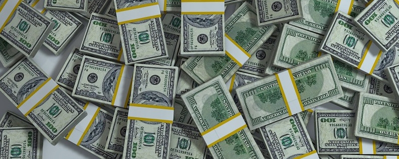 为什么美国人那么有钱，普通美国人有多少存款