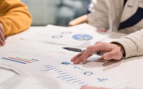 营业执照贷款怎么贷（营业执照20万无息贷款）