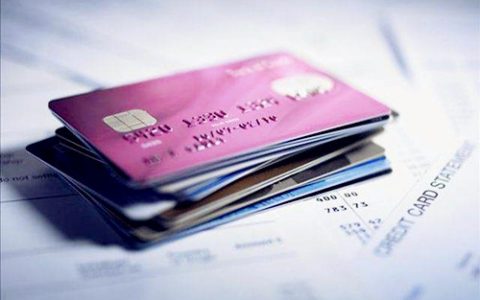 一个人最多能办几张信用卡（信用卡办几张比较合理）
