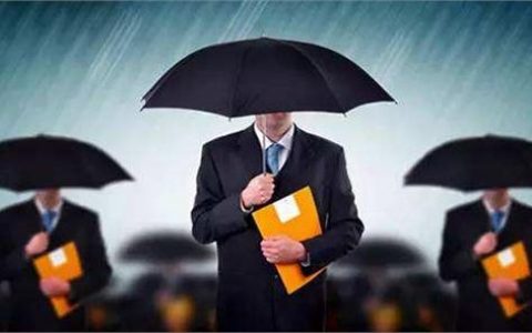 一个人需要买哪些保险（普通人必买的几大保险）