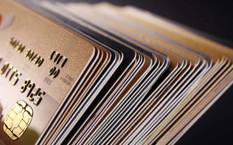 信用卡备用金借款可靠吗（信用卡备用金申请条件）