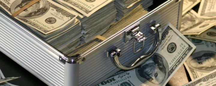 呆账欠款不追加利息和罚金吗 呆账欠款可以协商还款吗-1