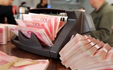 每个月怎么存钱合适（每个月养成存钱习惯）