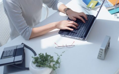 30多岁的男人，失业一年没有收入怎么办？