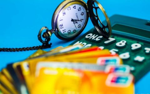 信用卡多大年龄可以办，2022信用卡办理年龄条件