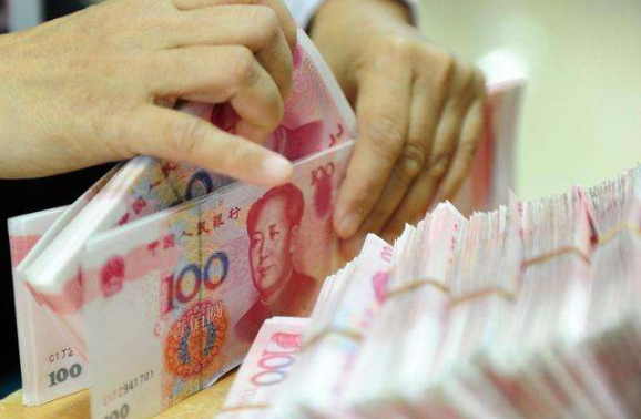 一个人去银行存50万，一个人买50万理财，谁更受欢迎-1