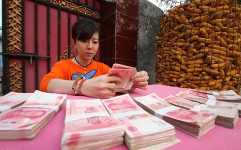 一次性拿出10万的家庭有多少，家庭存款10万什么水平