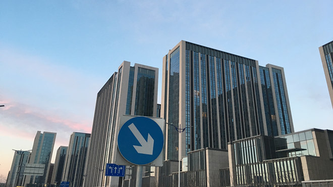 5年后，手上的1000万现金和1000万房产哪个更好-1