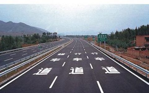 油价涨价了，但是高速却免费了，这种操作能推广吗