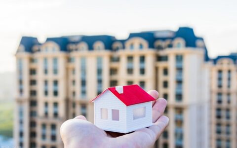 为什么要找中介办理贷款， 本文带你详细了解