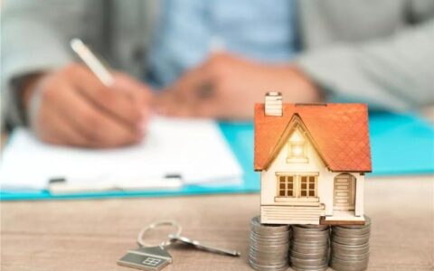 首付买房不允许朋友亲戚借吗？