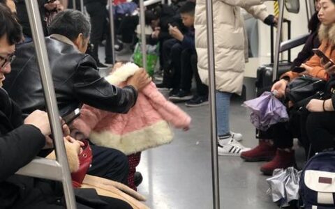 杭州地铁末班车，为夜归人送出城市的温暖