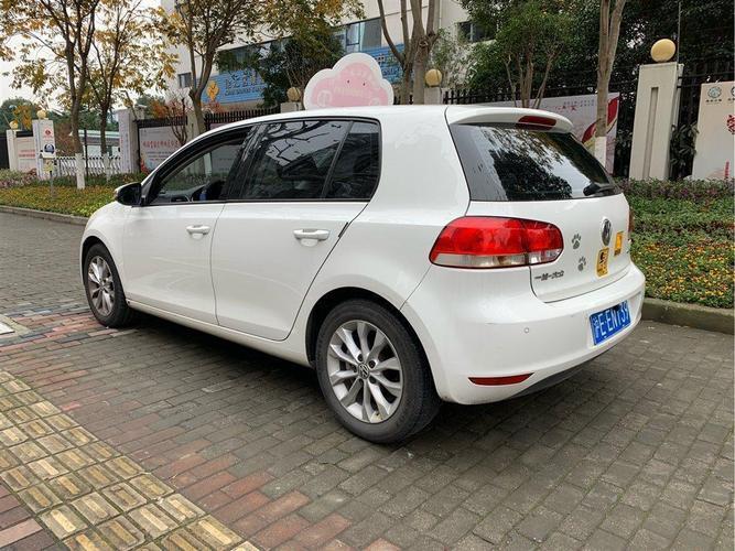 【上海二手车直卖网官网】专业、高效、安全，助您轻松买卖二手车