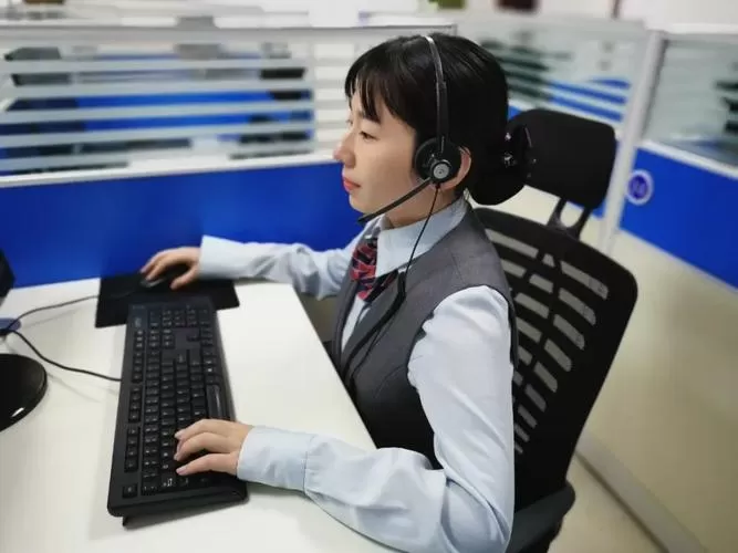 数信普惠官方电话打不通？24小时人工客服真能接吗？