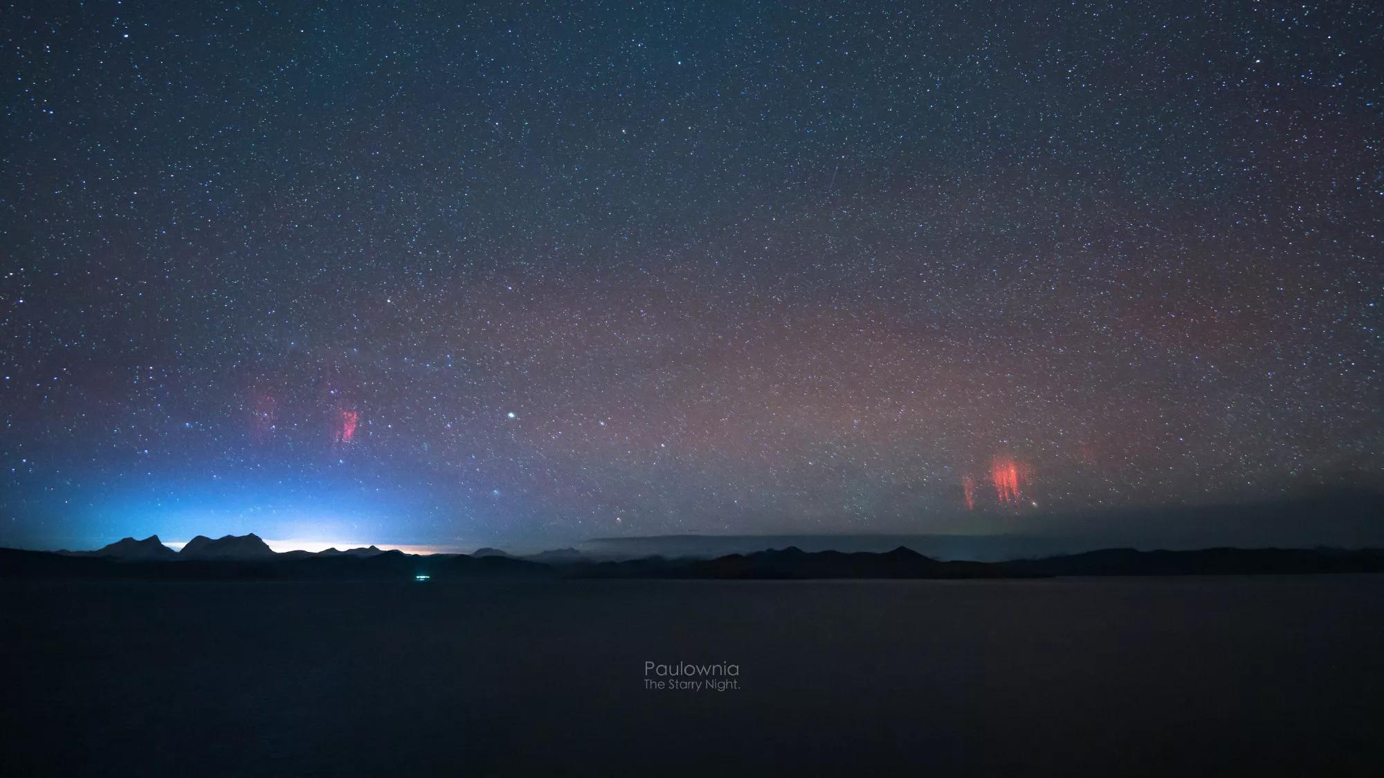 喜马拉雅山脉爆发红色精灵闪电