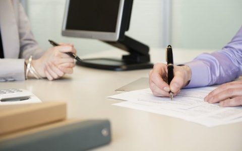 农村贫困户5万贷款每年利息3000怎么样靠谱吗