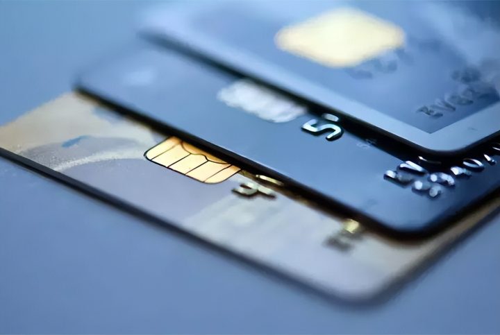 信用卡的好处和坏处 这些是你不知道的-1